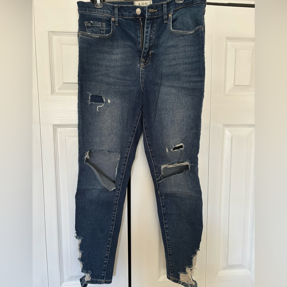FP sz 31 distressed jeans
